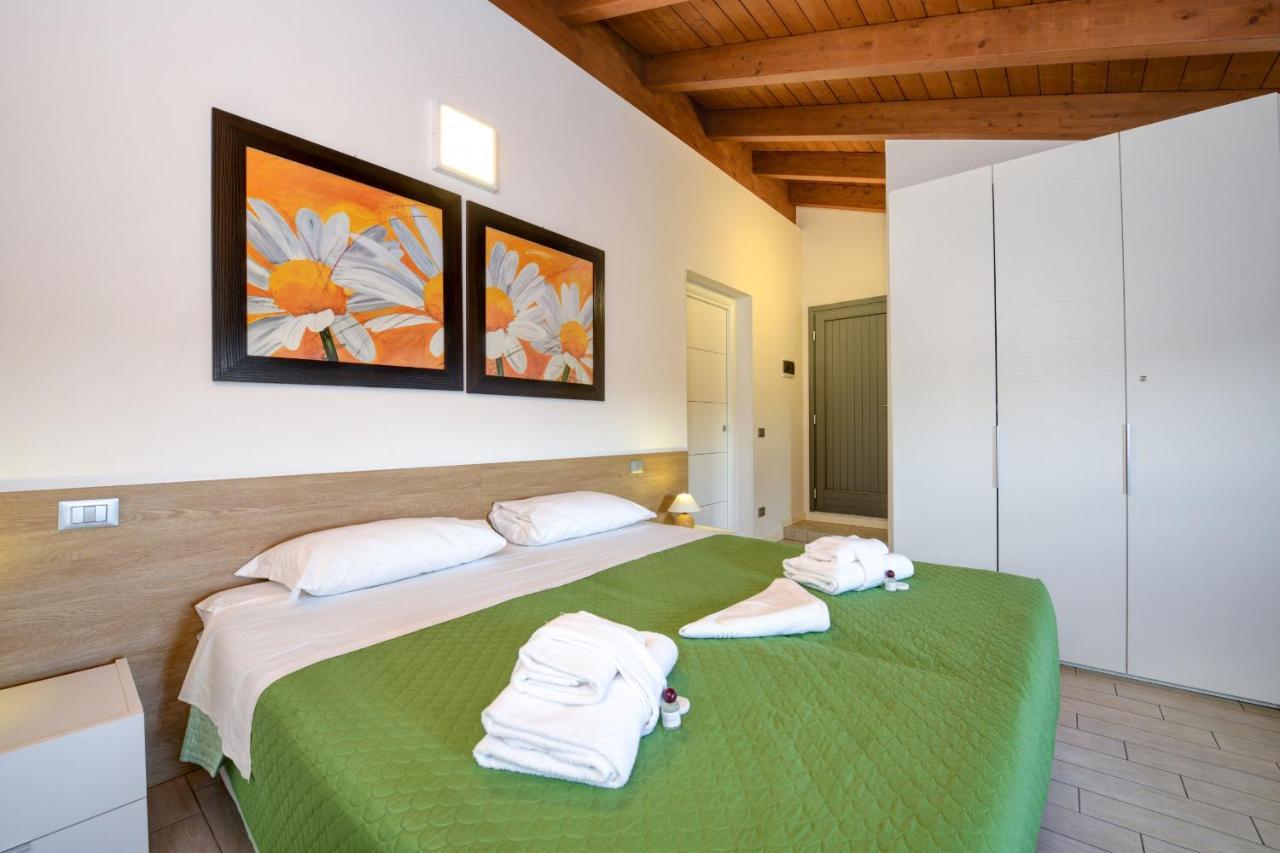 Borgo Gasparina Family Apartments Castelnuovo del Garda Luaran gambar