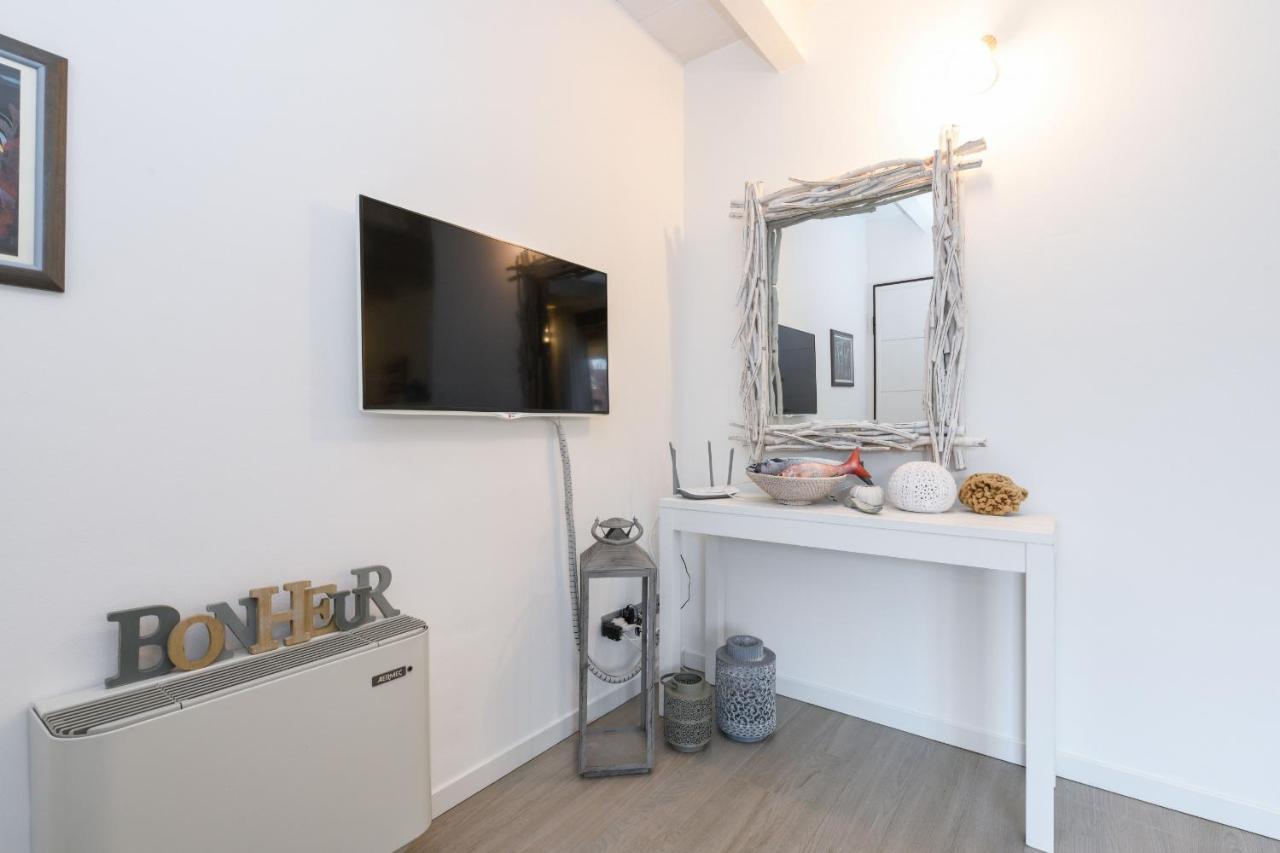 Borgo Gasparina Family Apartments Castelnuovo del Garda Luaran gambar